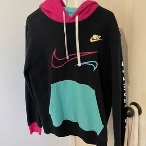 Like brand new Nike graphic hoodie
